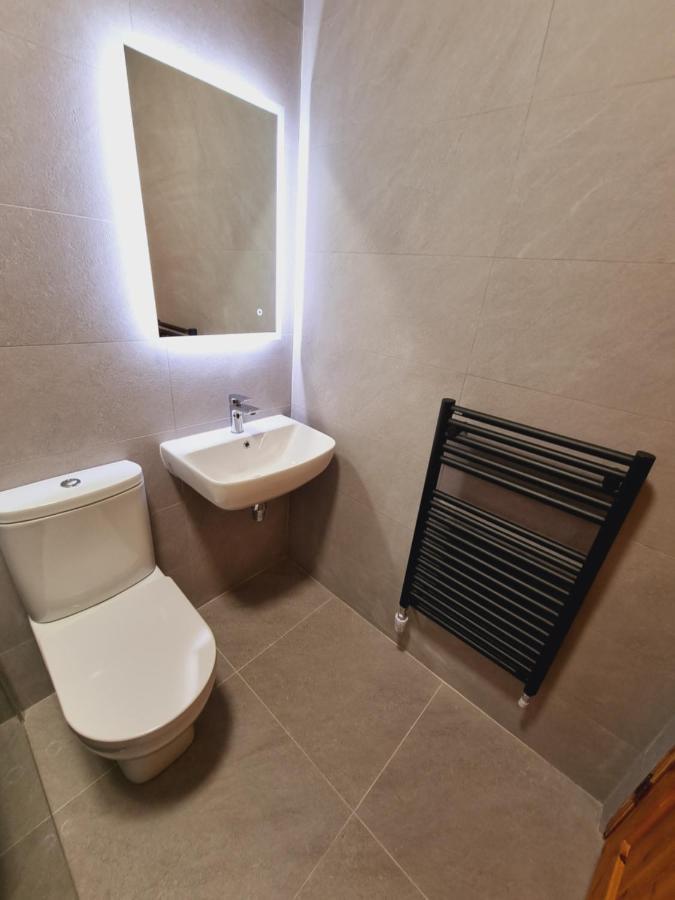 Ardilaun Guesthouse Self Catering Ennis Exteriér fotografie
