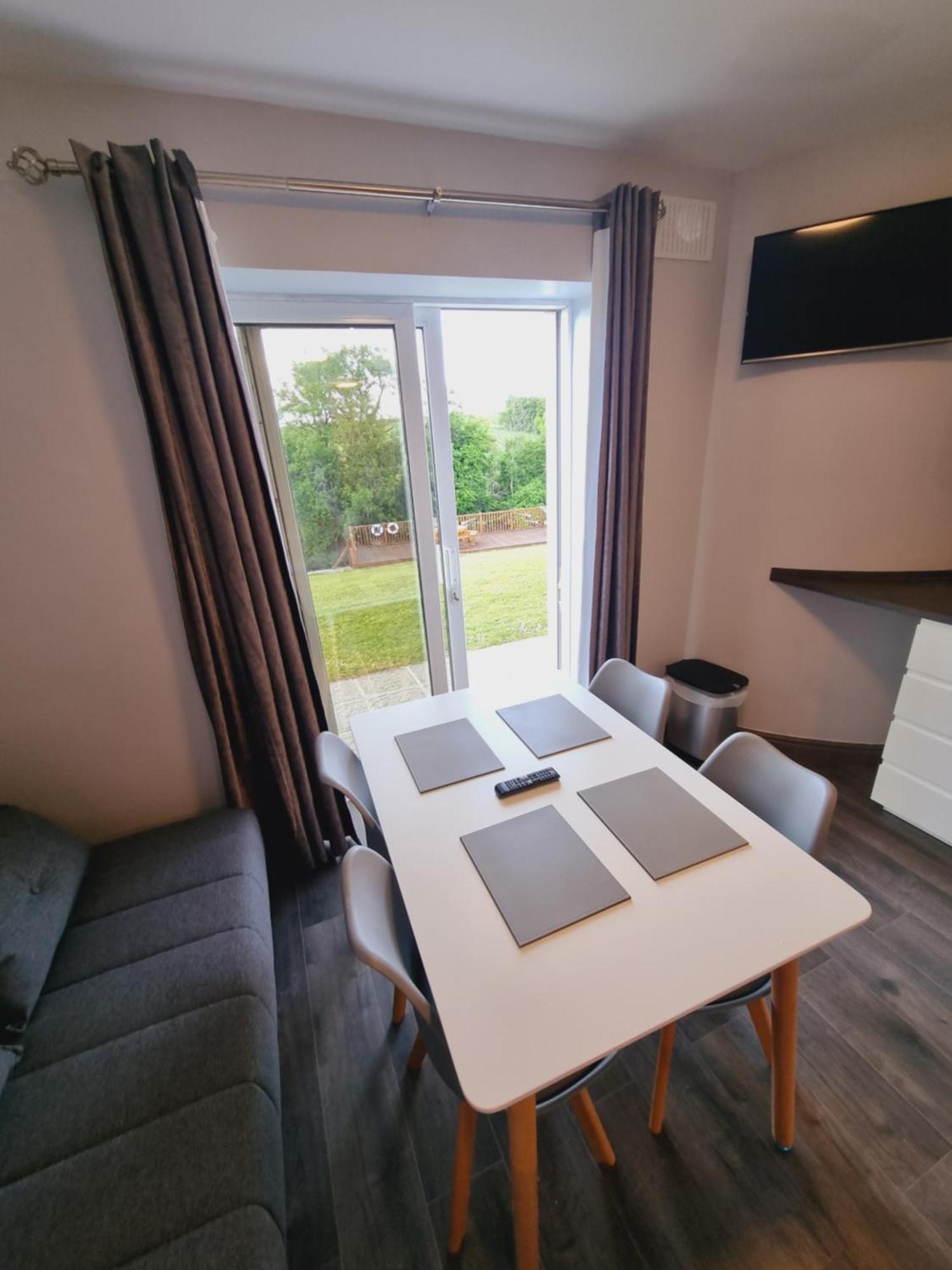 Ardilaun Guesthouse Self Catering Ennis Pokoj fotografie